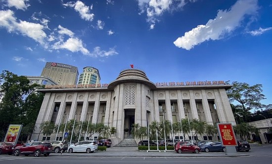 Ngân hàng Nhà nước: Giảm 0,5%/năm với lãi suất cho vay ngắn hạn