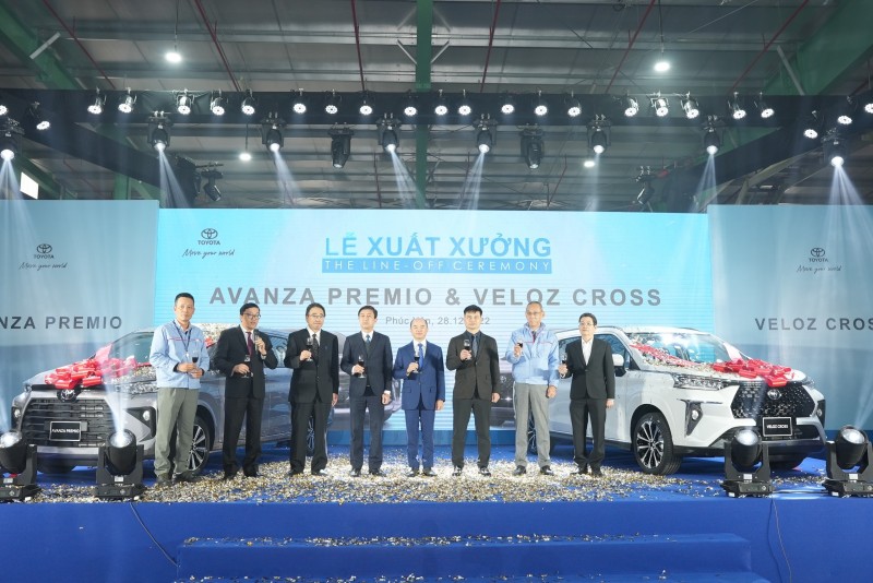 Toyota Việt Nam xuất xưởng Veloz Cross và Avanza Premio sản xuất trong nước