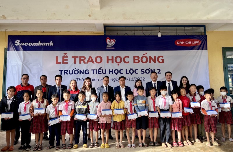 Dai-ichi Life Việt Nam và Sacombank triển khai hoạt động “Kết nối triệu yêu thương - Hạnh phúc cho cộng đồng”