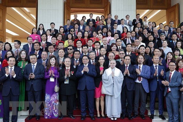 "Đưa Việt Nam đến gần hơn với thế giới và mang thế giới đến gần VN"