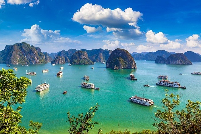 Việt Nam có 2 tuyến du lịch bằng thuyền tuyệt vời nhất Đông Nam Á