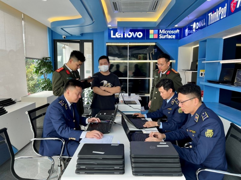 Quản lý thị trường Thái Nguyên: Phát hiện 26 máy tính xách tay nhập lậu