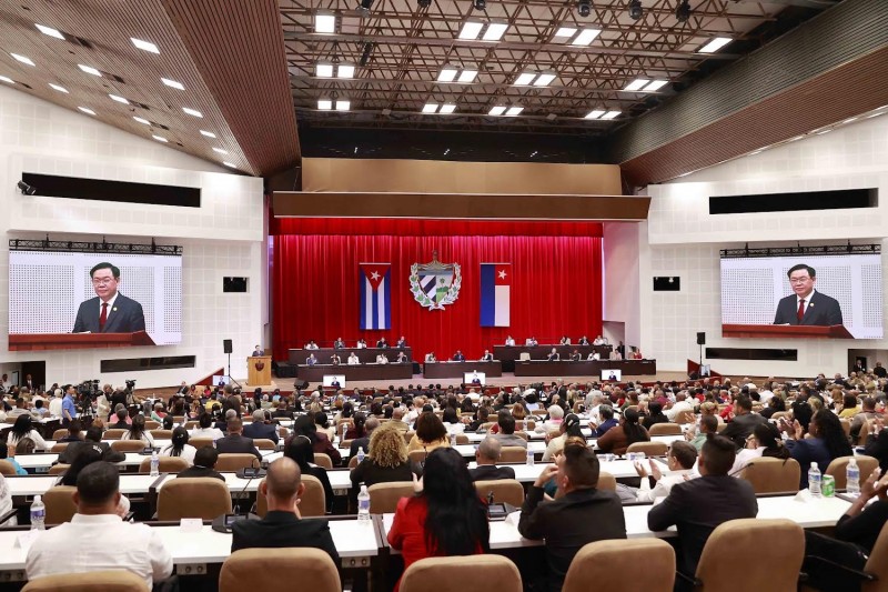 Chủ tịch Quốc hội Vương Đình Huệ phát biểu tại Phiên họp đặc biệt của Quốc hội Cuba