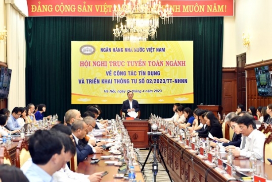 NHNN: Tiếp tục hạ mặt bằng lãi suất, khơi thông dòng vốn tín dụng