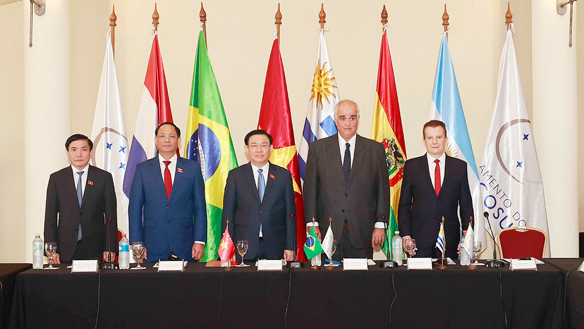 Chủ tịch Quốc hội Vương Đình Huệ: Chậm khởi động đàm phán FTA Việt Nam - MERCOSUR sẽ lỡ cơ hội -1