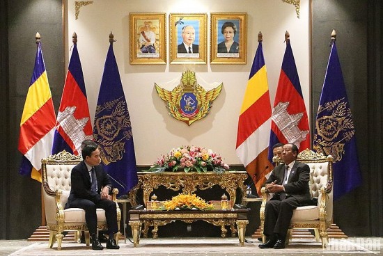 Phó Thủ tướng gặp mặt Phó Thủ tướng, Bộ trưởng Quốc phòng Campuchia