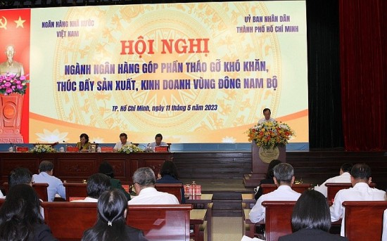 Ngành ngân hàng cùng tháo gỡ khó khăn cho vùng Đông Nam Bộ