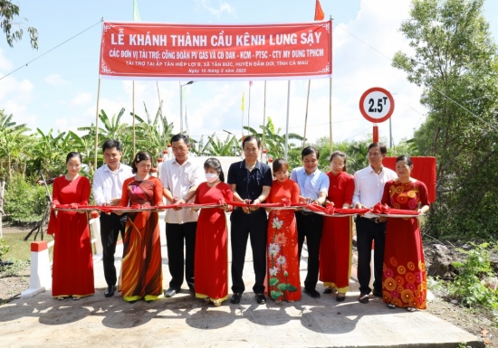 Tổng công ty Khí Việt Nam khánh thành cầu Lung Sậy - Cây cầu nối nhịp bờ vui