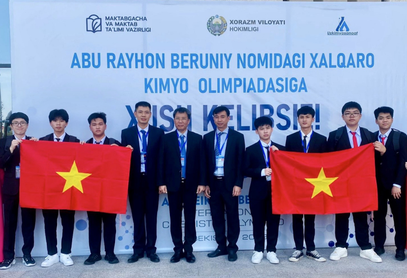 Việt Nam giành 4 Huy chương Vàng Olympic Hoá học quốc tế 2023 -0