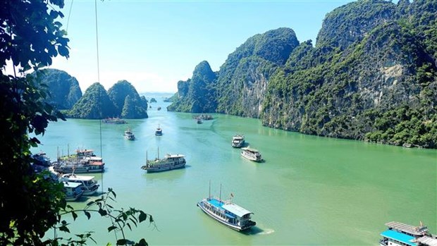 Du lịch Quảng Ninh tích cực chuyển đổi "xanh," phục hồi mạnh mẽ