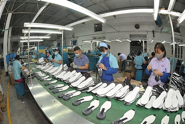 Làm chủ công nghiệp hỗ trợ - tạo đà phát triển ngành da giày