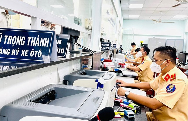 Đấu giá biển số xe ô tô: Chuyên gia nói gì về biển đẹp?