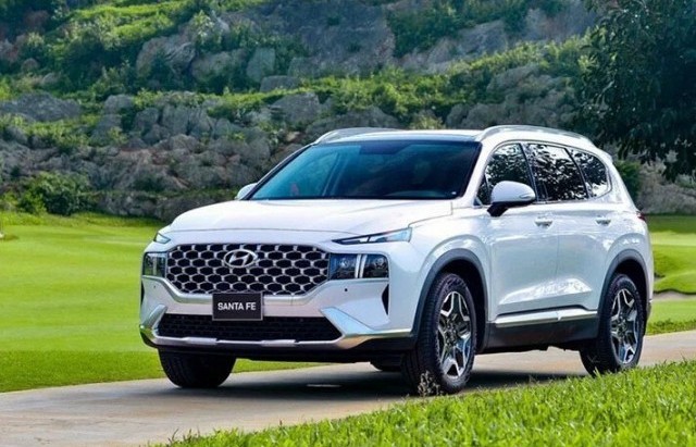 Top 5 xe ô tô gầm cao lội nước tốt nhất giá khoảng 1 tỷ đồng đáng mua hiện nay