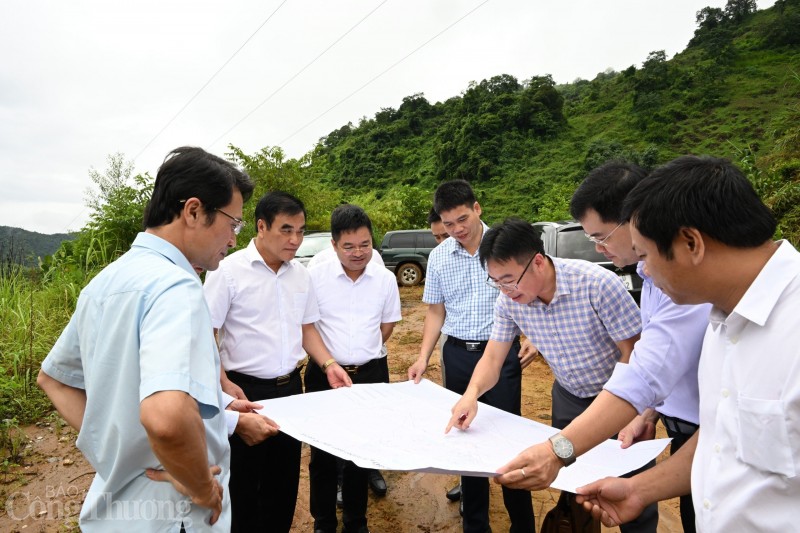 Đoàn công tác của Bộ Công Thương cùng lãnh đạo tỉnh Lai Châu khảo sát 
