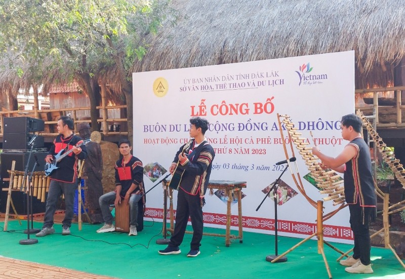 Buôn Ako Dhong được công nhận là buôn du lịch cộng đồng (Ảnh: T.H)