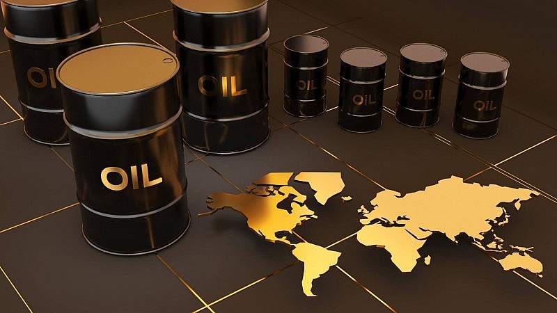 Lo ngại nguồn cung đẩy giá dầu tăng ba tháng liên tiếp