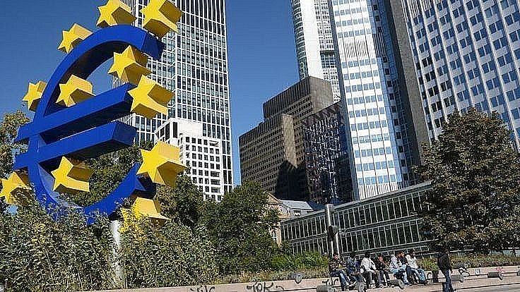 Ủy ban châu Âu hạ dự báo tăng trưởng kinh tế của khu vực Eurozone