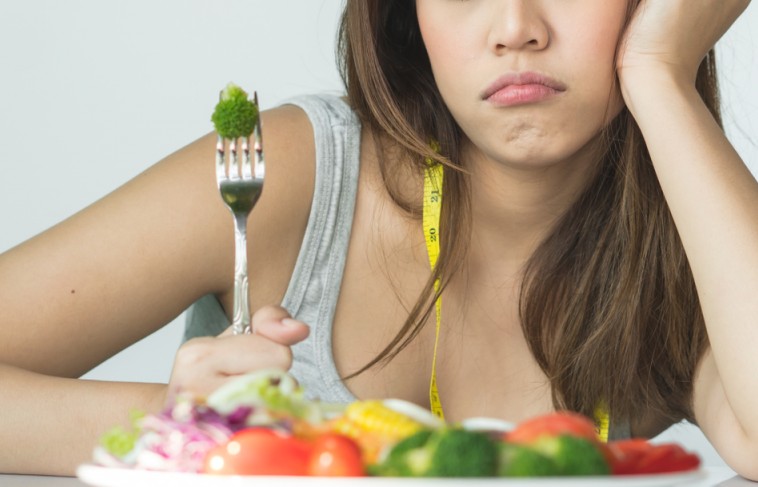 Nhịn ăn tối để giảm cân: Tác dụng ngược!