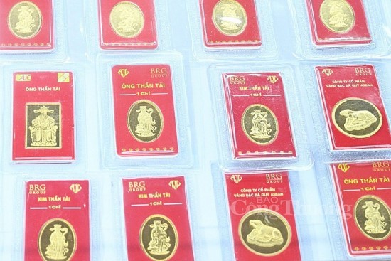 Giá vàng chiều nay 6/12/2023: Vàng SJC giảm tiếp 100.000 đồng/lượng