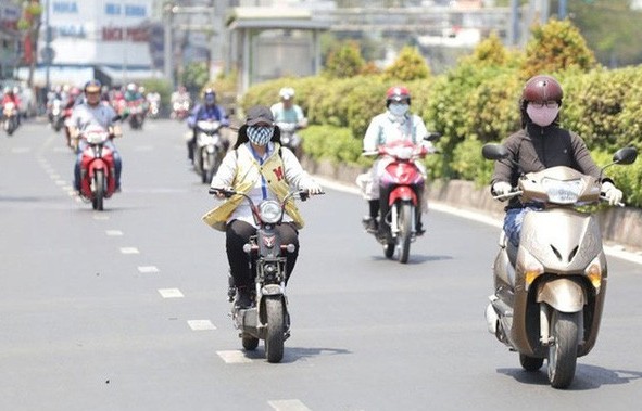 Thời tiết chiều nay 18/9/2023: Bắc Bộ hửng nắng, Nam Bộ mưa dông