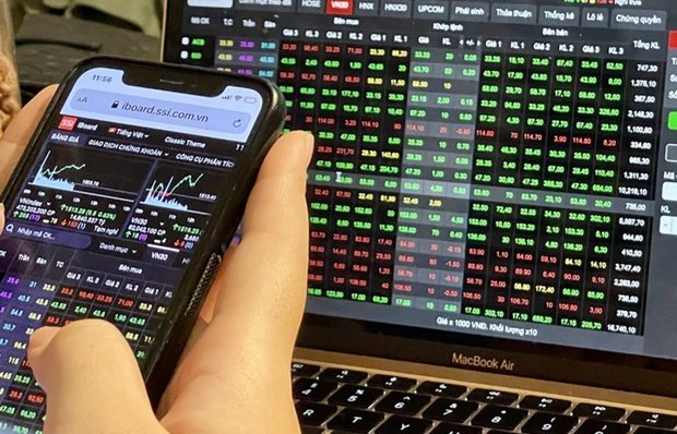 Chứng khoán phục hồi mạnh sau 4 ngày đỏ lửa, VN-Index tăng hơn 15 điểm