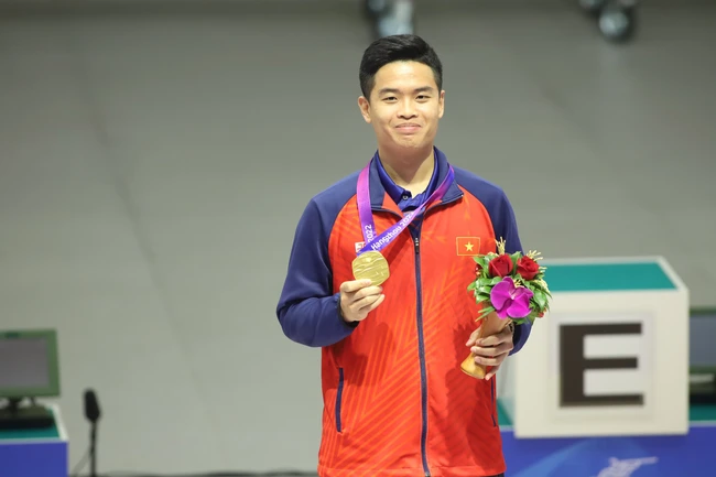 "Soi" thành tích đáng nể của xạ thủ Phạm Quang Huy vừa giành huy chương vàng ASIAD 19