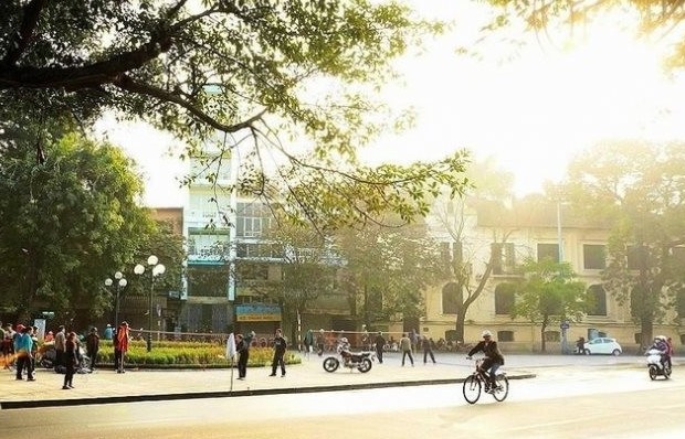 Dự báo thời tiết Hà Nội ngày mai 2/10/2023: Thủ đô Hà Nội tăng nhiệt, trời nắng nóng
