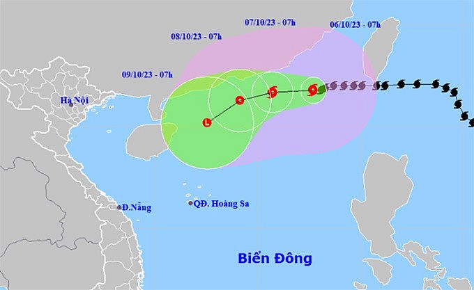 Dự báo hướng đi và khu vực ảnh hưởng của bão Koinu, sáng 6/10. Ảnh: NCHMF