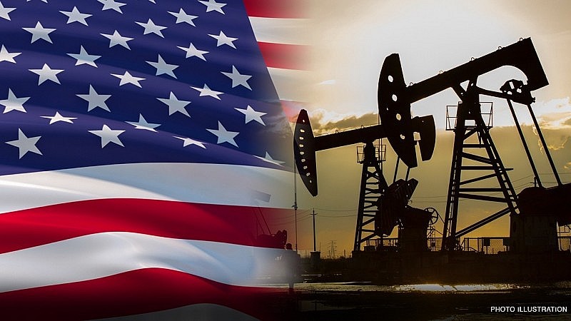 Mỹ áp đặt lệnh trừng phạt đầu tiên đối với vi phạm mức trần giá dầu của Nga