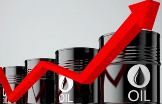 Giá dầu thế giới chiều ngày 13/10: Dầu thế giới tiếp tục đà tăng ấn tượng