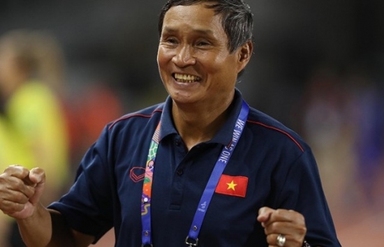 Huấn luyện viên Mai Đức Chung sắp chia tay tuyển bóng đá nữ Việt Nam, ai thay?