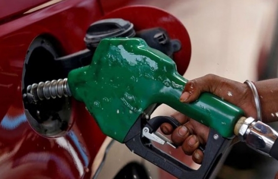 Giá dầu thế giới chiều ngày 25/10: Dầu thế giới suy giảm vì những quan ngại kinh tế