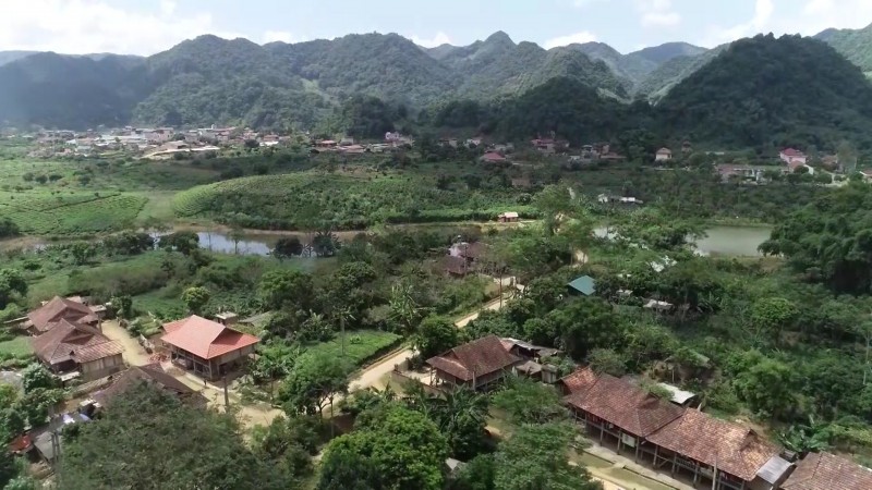 Huyện miền núi Thuận Châu đổi thay từng ngày (Ảnh: Quỳnh Liên)