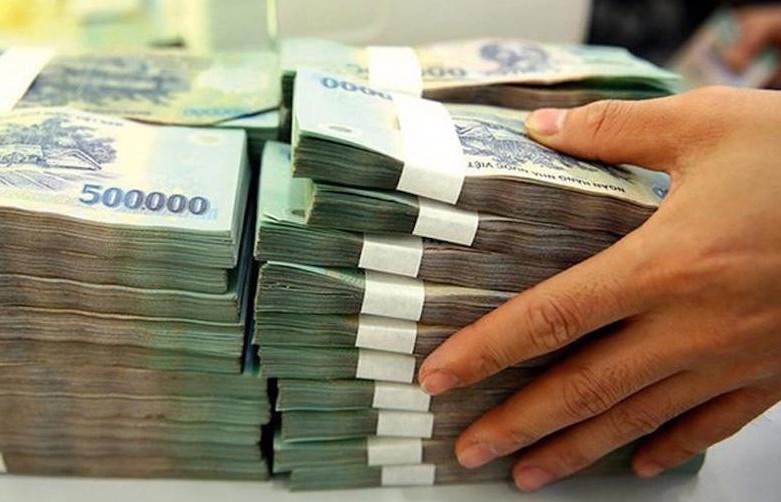 Lãi suất tiền gửi thấp kỷ lục, cuối năm dòng tiền sẽ chảy vào đâu?