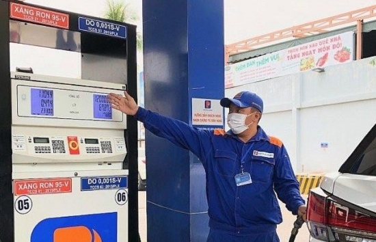 Giá xăng dầu chiều nay đồng loạt giảm mạnh hơn 1.000 đồng/lít: Vì sao?