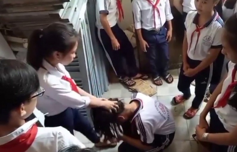 Bạo lực học đường trách nhiệm chính thuộc về gia đình