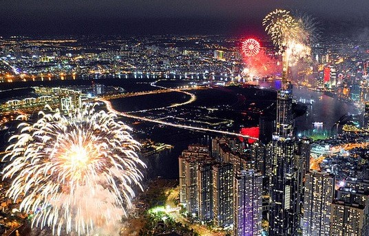 Thành phố Hồ Chí Minh có tổ chức bắn pháo hoa dịp Tết Dương lịch 2024 không?