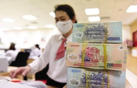 Người gửi tiền nên làm gì khi lãi suất giảm?