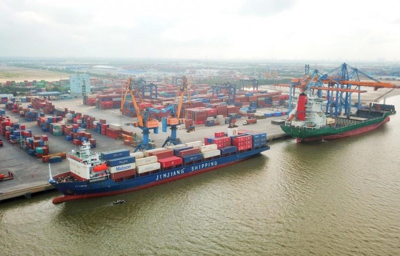 Việt Nam tiến đến lộ trình xanh hóa cảng biển