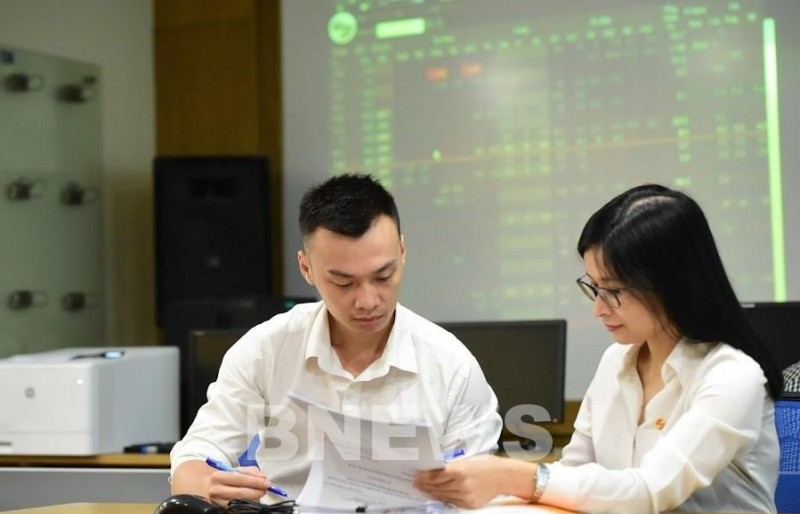 Sẽ đình chỉ cổ phiếu UPCoM với doanh nghiệp vi phạm công bố báo cáo tài chính