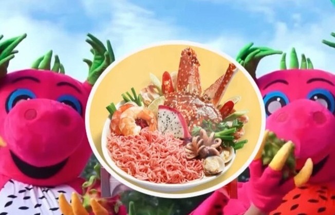 Có gì trong món mì tôm thanh long mà nhiều người “săn lùng” đến vậy?