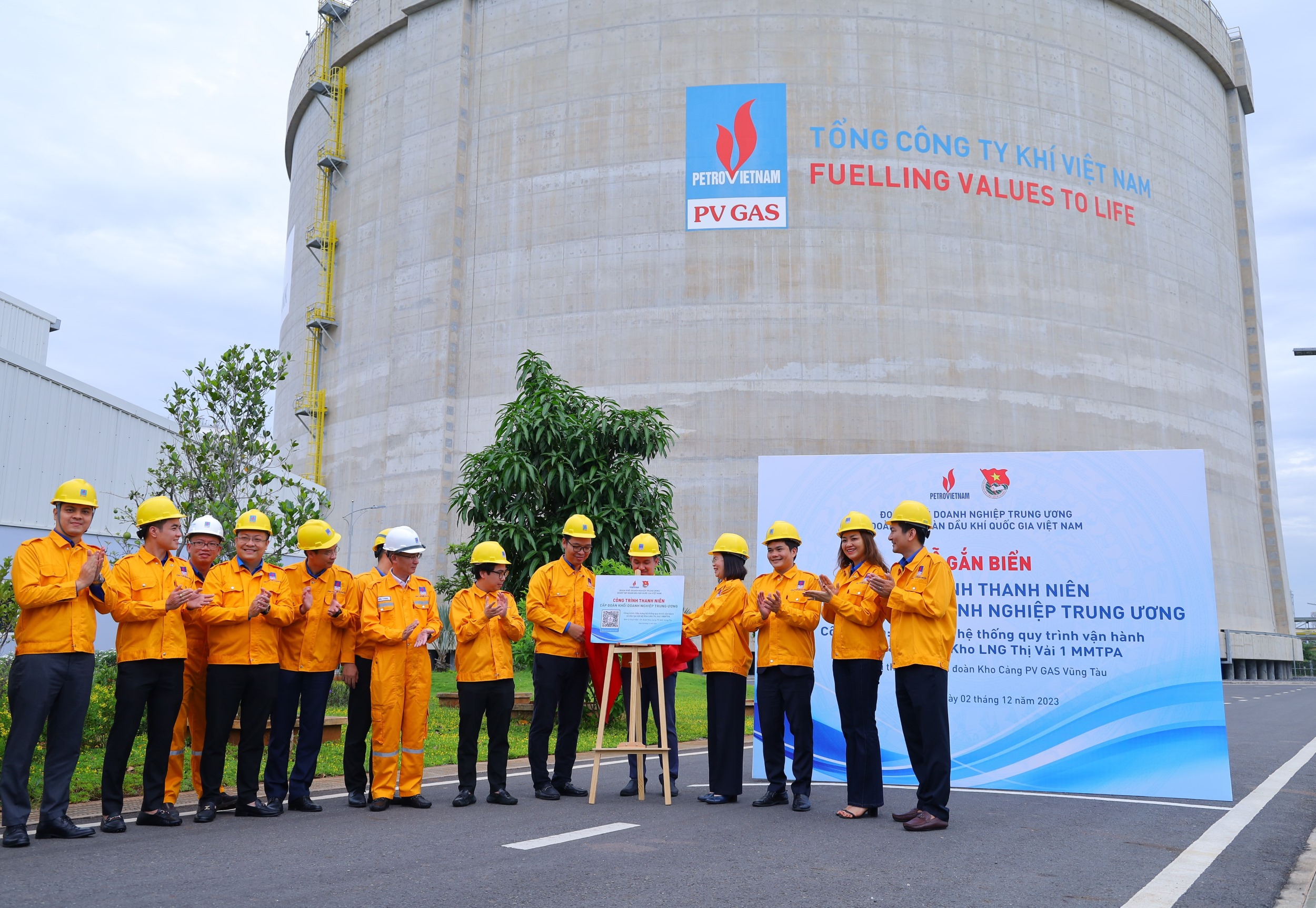 Gắn biển công trình thanh niên cấp Đoàn khối DNTW cho Chi đoàn thuộc Đoàn cơ cở PV GAS
