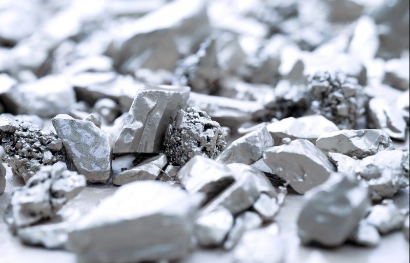 Rủi ro nguồn cung gia tăng, giá bạch kim tăng hơn 2%