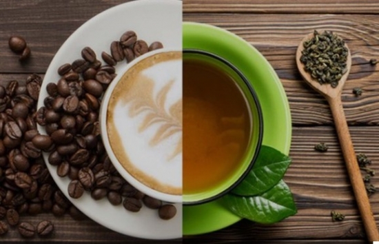 Cà phê và trà xanh: Đồ uống nào tốt hơn cho sức khỏe?