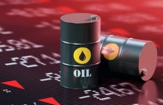 Giá xăng dầu hôm nay ngày 17/12/2023: Giá dầu thế giới chìm trong sắc đỏ