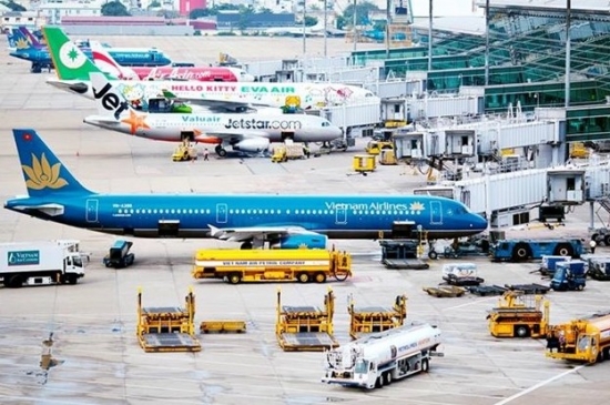 Tân Sơn Nhất có gần 900 chuyến bay mỗi ngày phục vụ dịp Tết nguyên đán