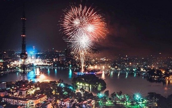 Hà Nội, TP HCM và nhiều nơi bắn pháo hoa chào đón dịp Tết Dương lịch 2024