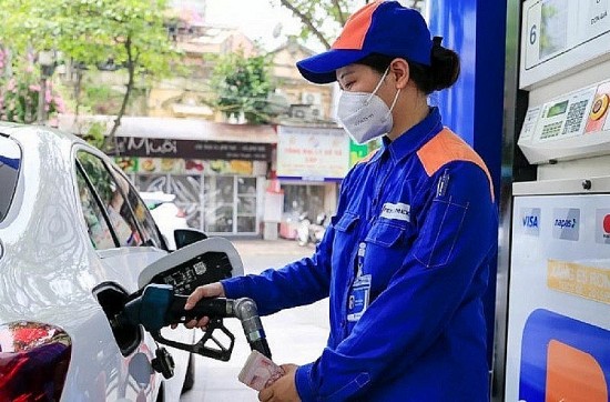 Giá xăng dầu hôm nay ngày 29/1/2024: Tiếp tục tăng giá?