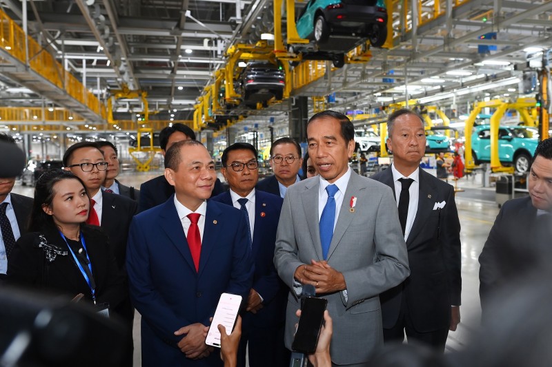 Tổng thống Joko Widodo mong muốn VinFast sẽ mở rộng đầu tư vào lĩnh vực xe điện tại Indonesia. Ảnh: VinFast