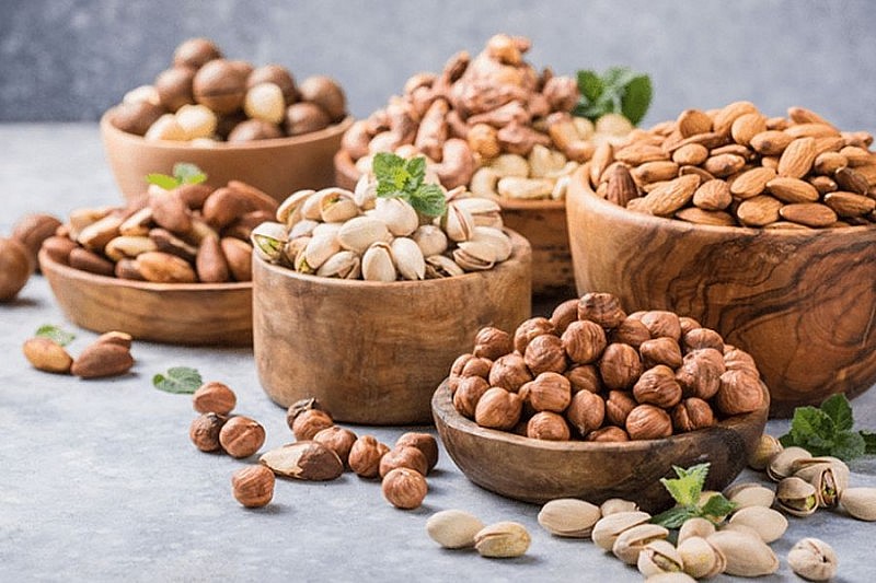 khi ăn các loại hạt, bạn sẽ có cảm giác no lâu hơn và hạn chế được việc ăn quá nhiều
